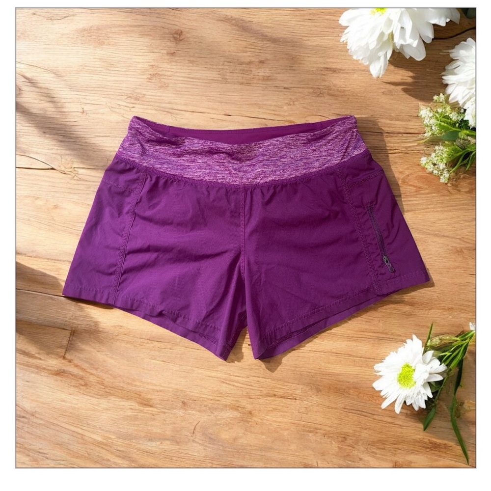 Lululemon All Sport Short
Dew Berry / Heathered Dew Berry
-EUC-Sz 6 - Picture 7 of 12